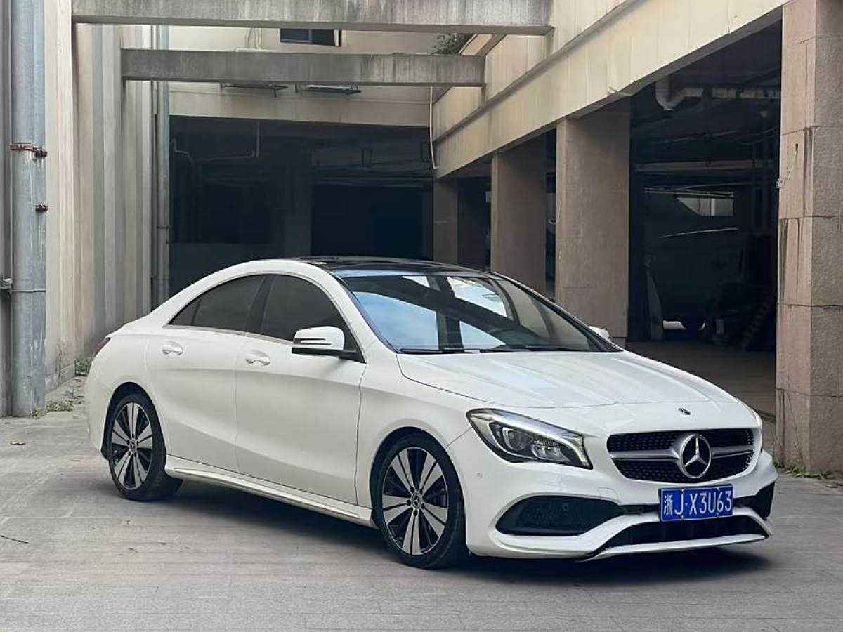 奔馳 奔馳CLA級  2018款 CLA 200 時尚型圖片