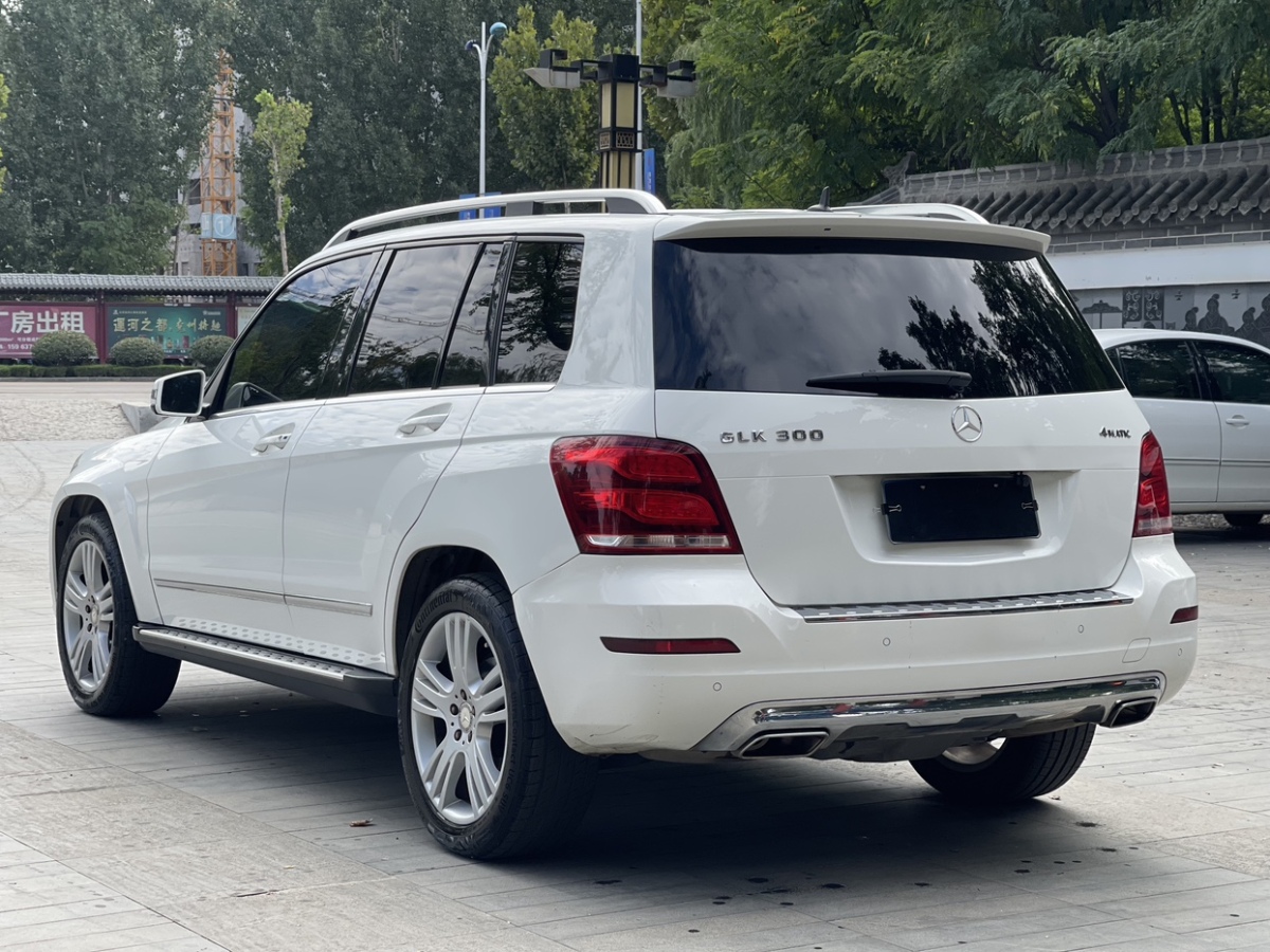 奔馳 奔馳GLK級  2013款 改款 GLK 300 4MATIC 豪華型圖片