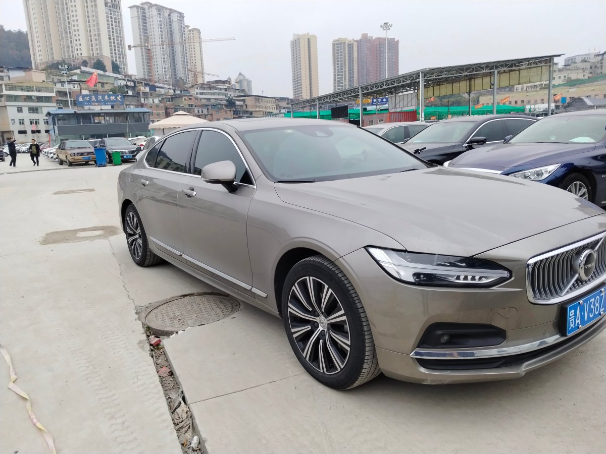 沃爾沃 S90  2021款 B5 智遠(yuǎn)豪華版圖片