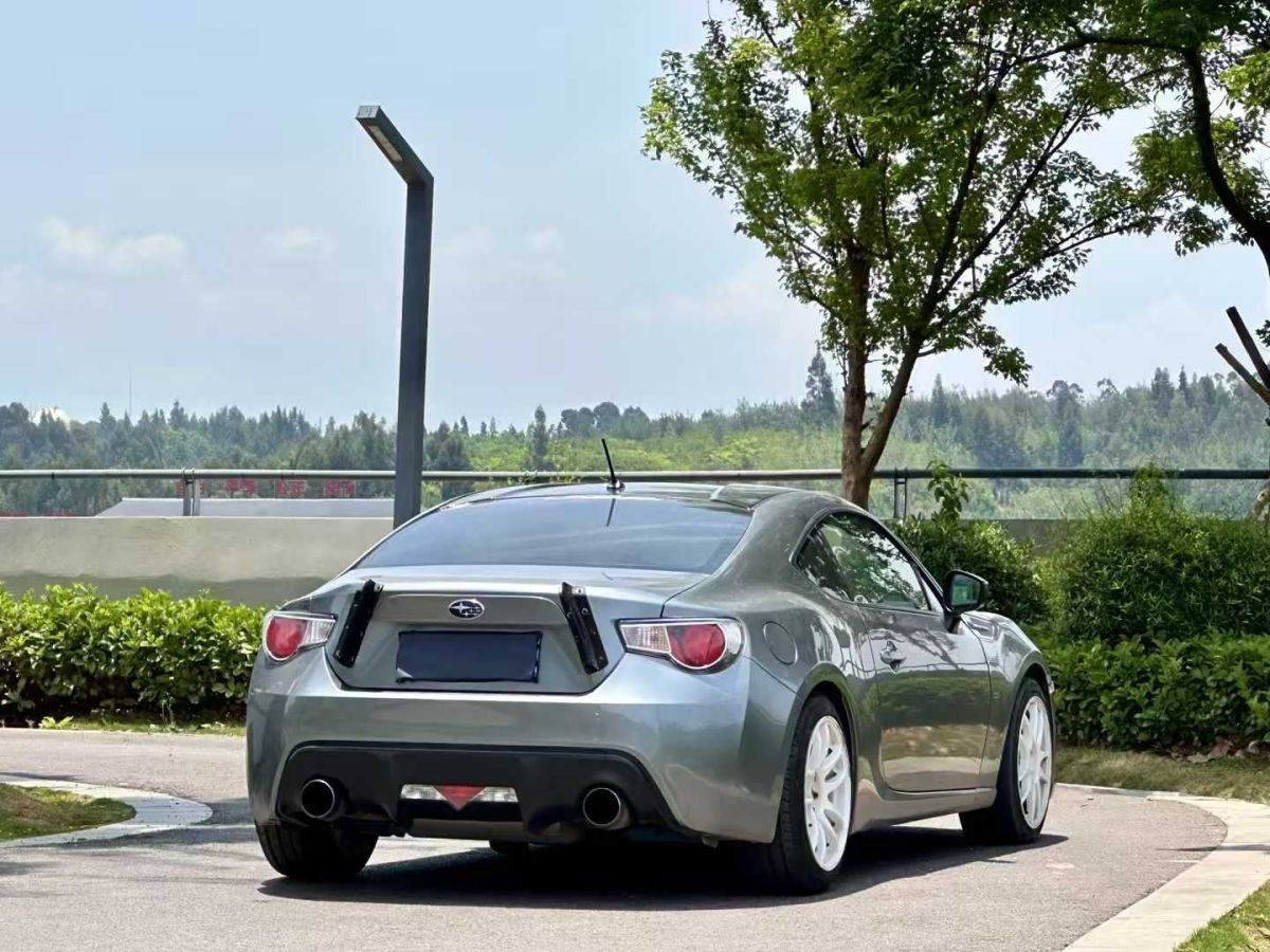 斯巴魯 BRZ  2013款 2.0i 手動(dòng)豪華型圖片