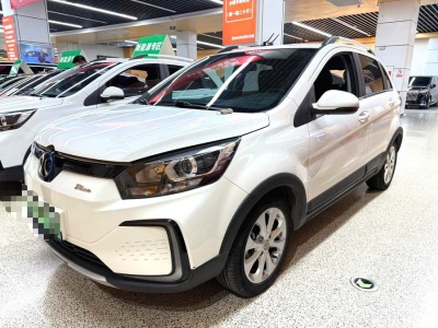 2021年12月 北汽新能源 EC5 新風(fēng)版圖片