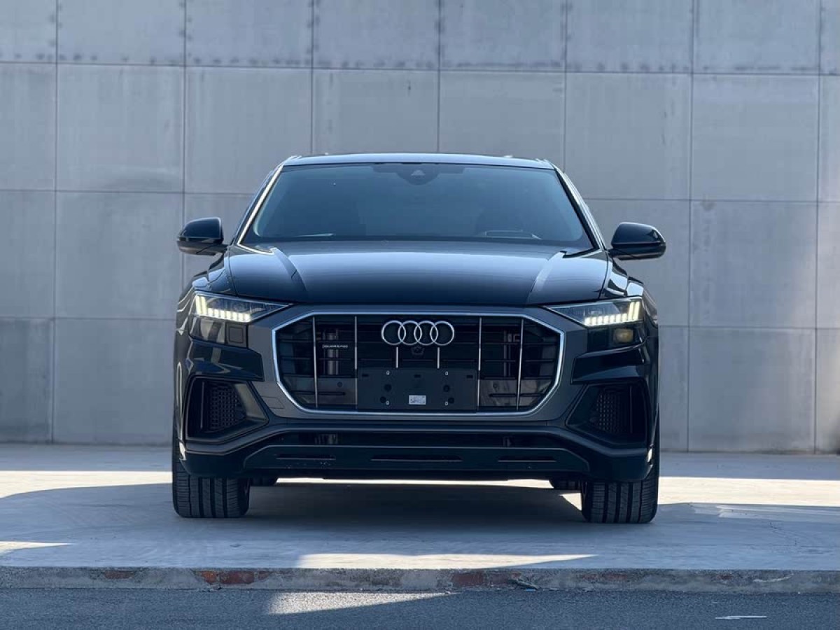 奧迪 奧迪Q8  2022款 55 TFSI 豪華動感型圖片