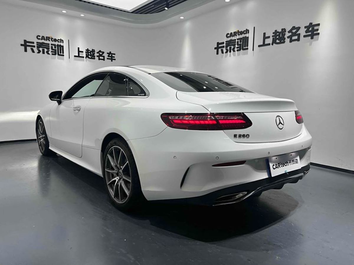 奔馳 奔馳E級(jí)  2023款 改款 E 260 轎跑車圖片