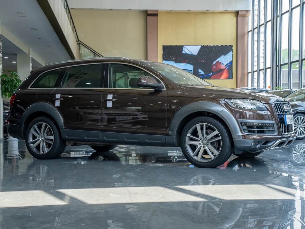 奧迪 奧迪Q7  2015款 40 TFSI 典藏型圖片