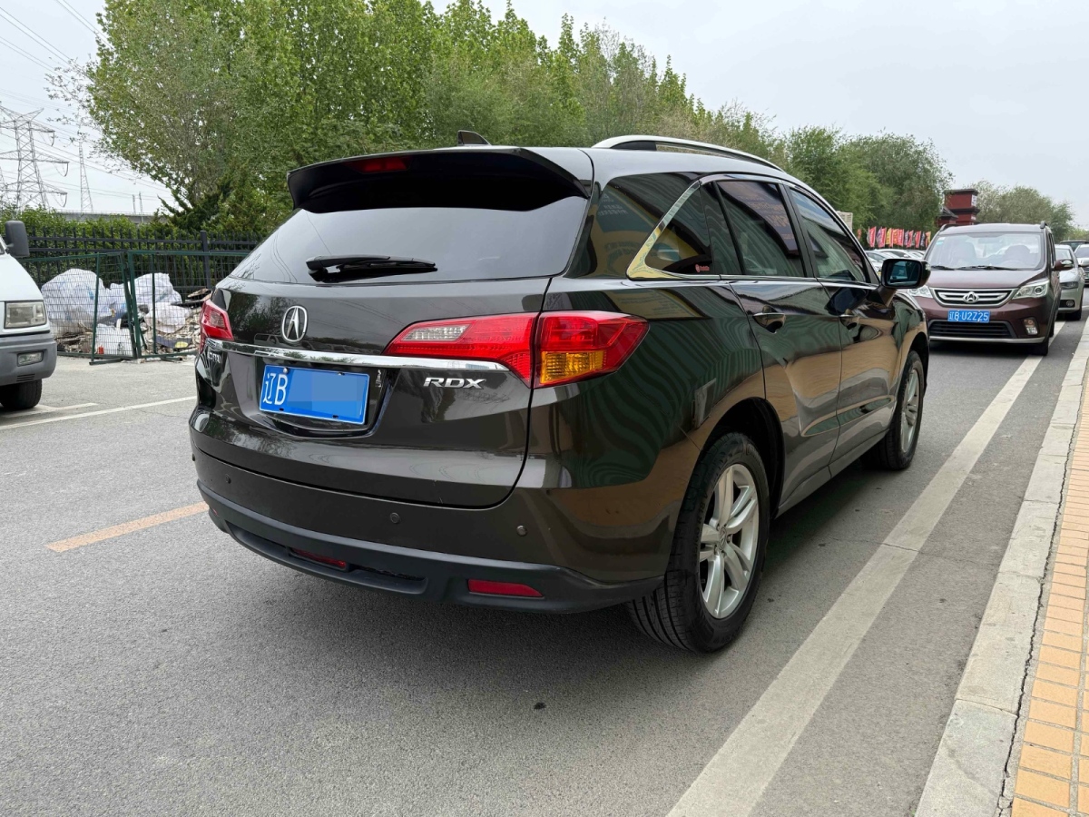 謳歌 RDX  2013款 3.0L 兩驅(qū)精英版圖片