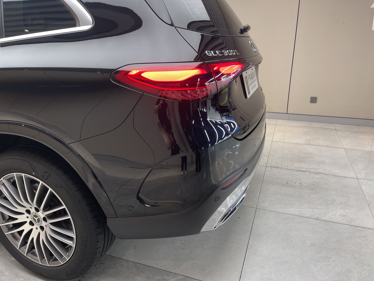 奔馳 奔馳GLC  2024款 改款 GLC 300 L 4MATIC 動感型 5座圖片