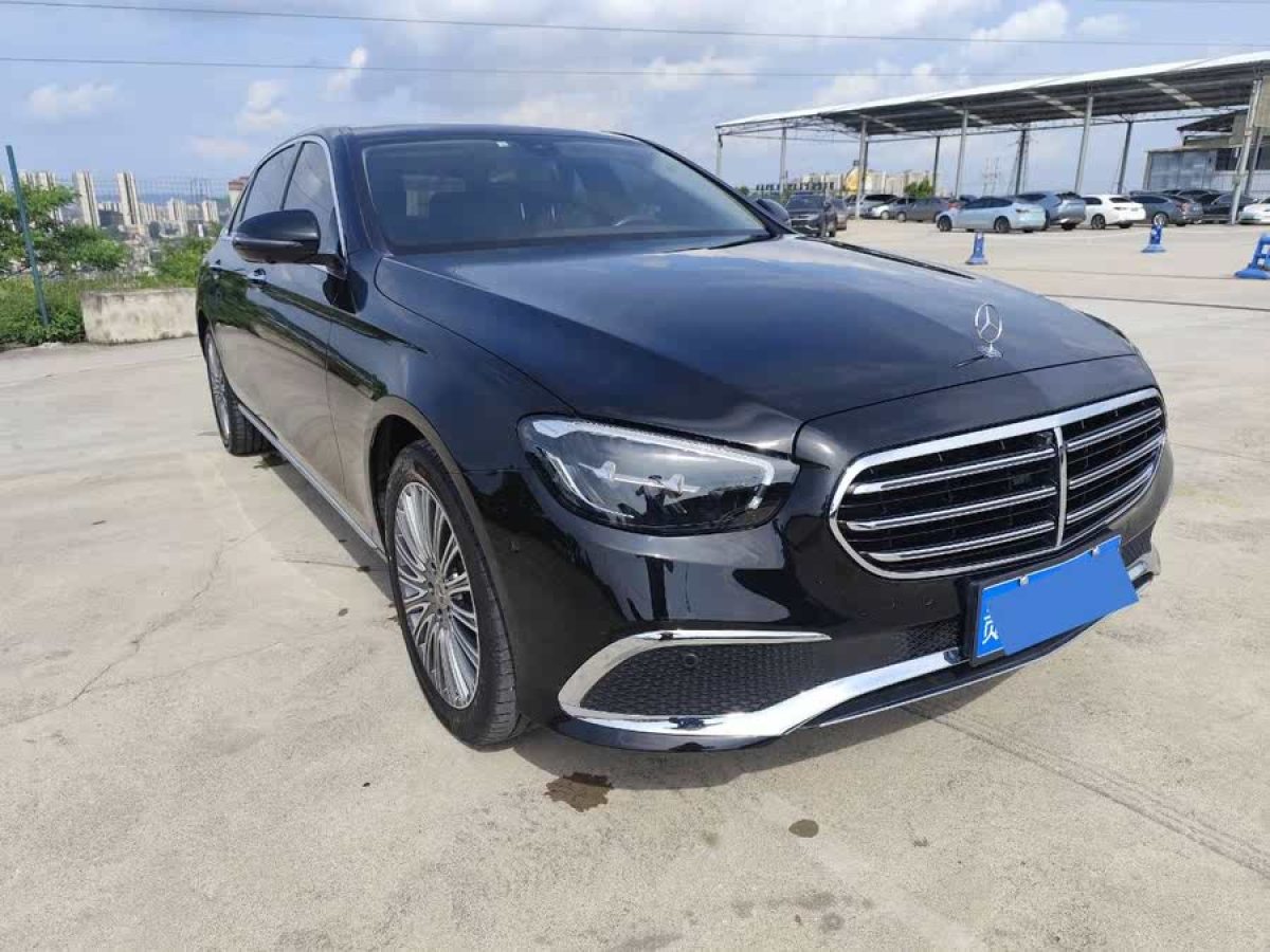 奔馳 奔馳E級  2023款 改款 E 300 L 時尚型圖片