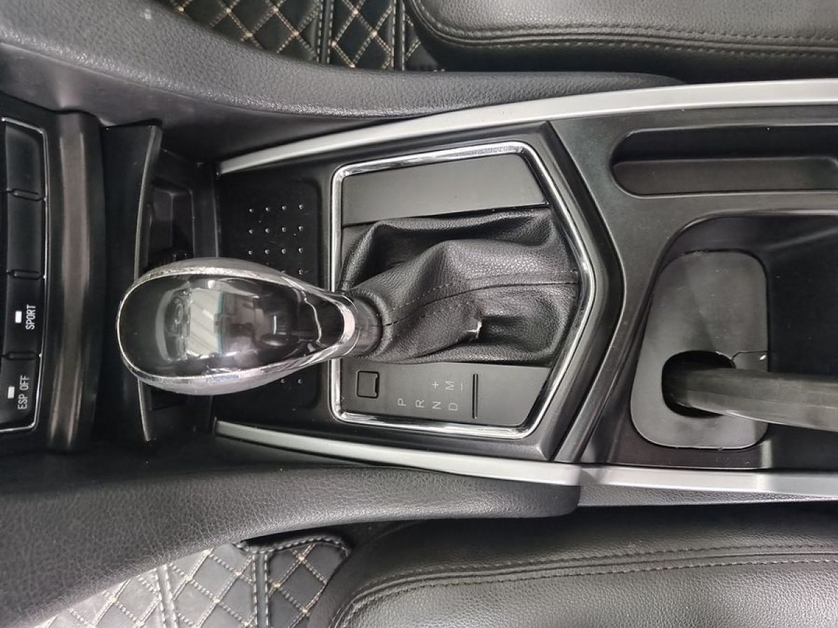 驭胜 S350  2013款 2.4T 自动四驱柴油超豪华版5座图片