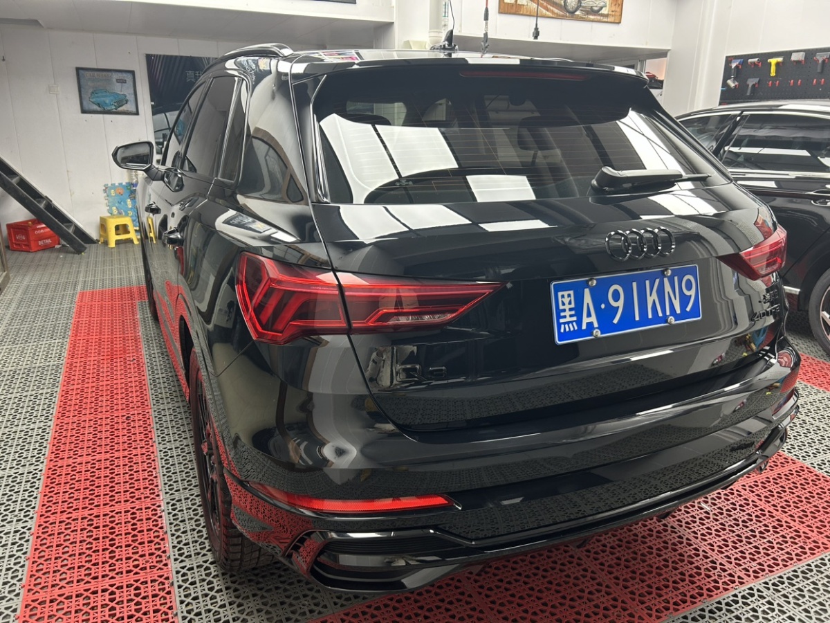 奧迪 奧迪Q3  2022款 40 TFSI RS套件燃速型圖片