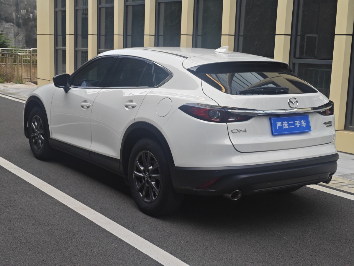 馬自達(dá) CX-4  2021款 2.0L 自動(dòng)兩驅(qū)藍(lán)天品位版圖片