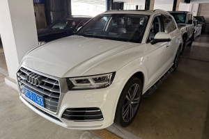 奧迪Q5L 奧迪 改款 40 TFSI 榮享時(shí)尚型