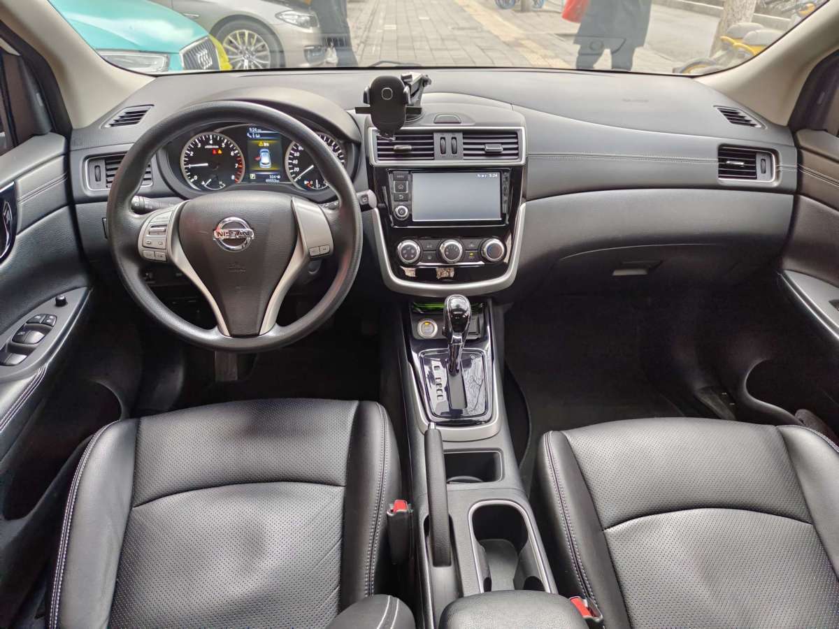 Nissan Tiida2016 1.6L CVT Intelligent Version图片