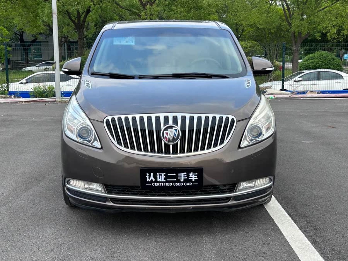 別克 GL8  2011款 3.0L XT豪華商務旗艦版圖片