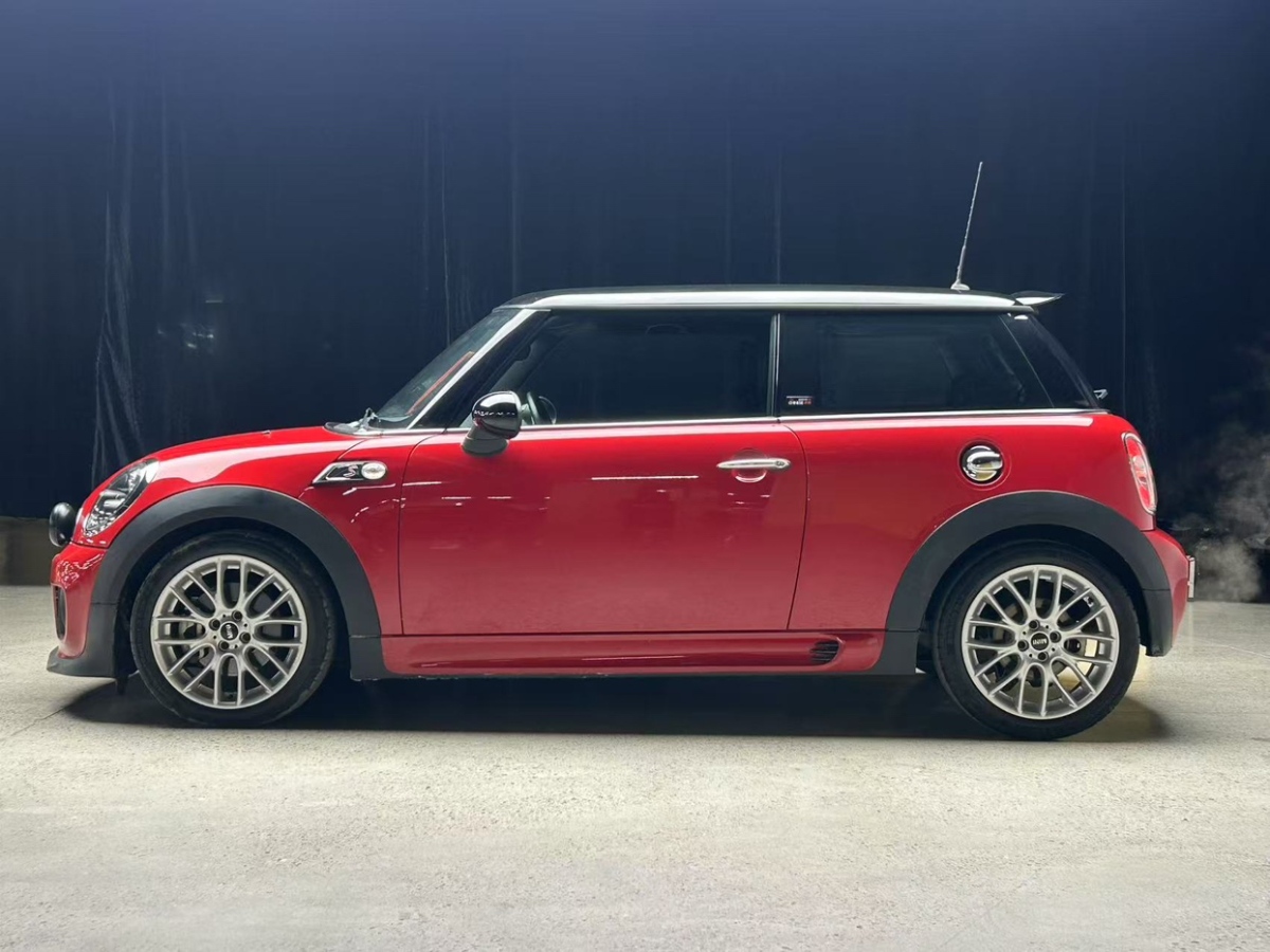 MINI MINI  2012款 1.6T COOPER S 中國(guó)任務(wù)版圖片