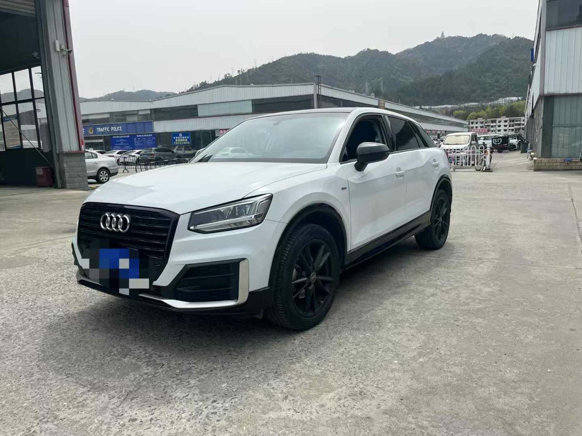 奧迪 奧迪Q3  2019款  45 TFSI quattro 豪華動感型圖片