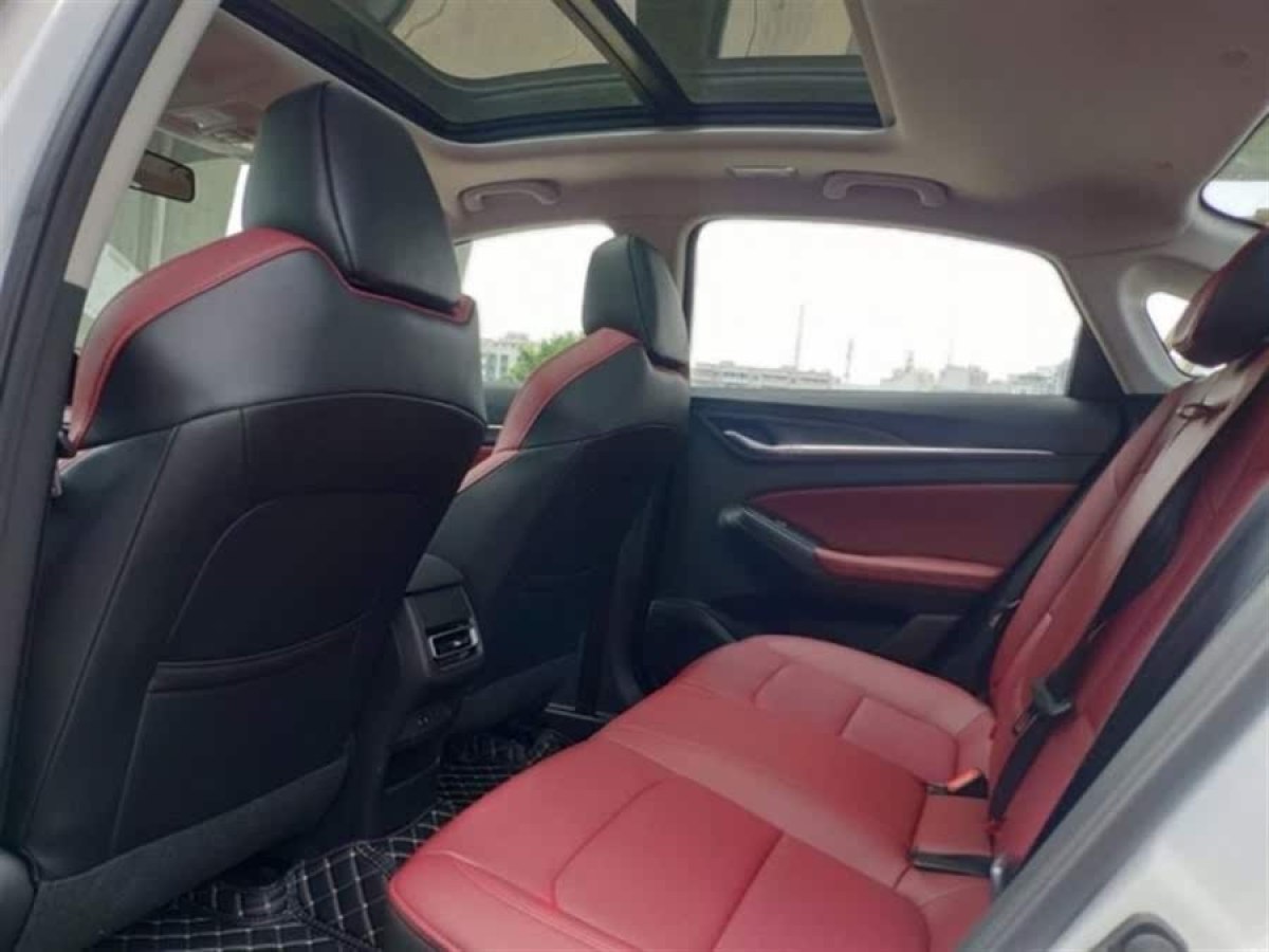 長安 逸動  2021款 PLUS 藍鯨NE 1.4T GDI DCT尊貴型圖片