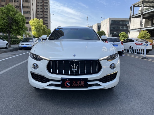 玛莎拉蒂 Levante  2022款 2.0T GT锋芒版