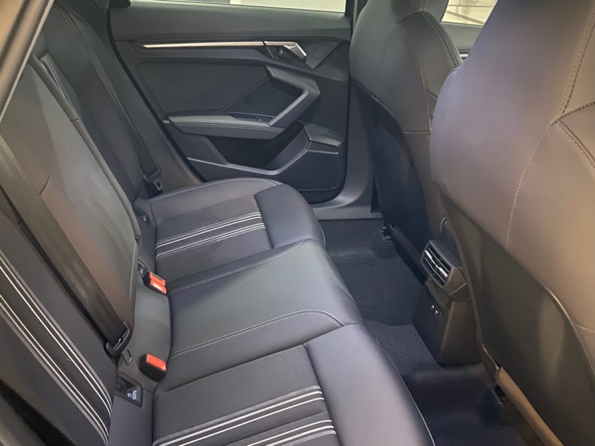 奧迪 奧迪A3  2023款 改款 Sportback 35 TFSI 時尚運動型圖片