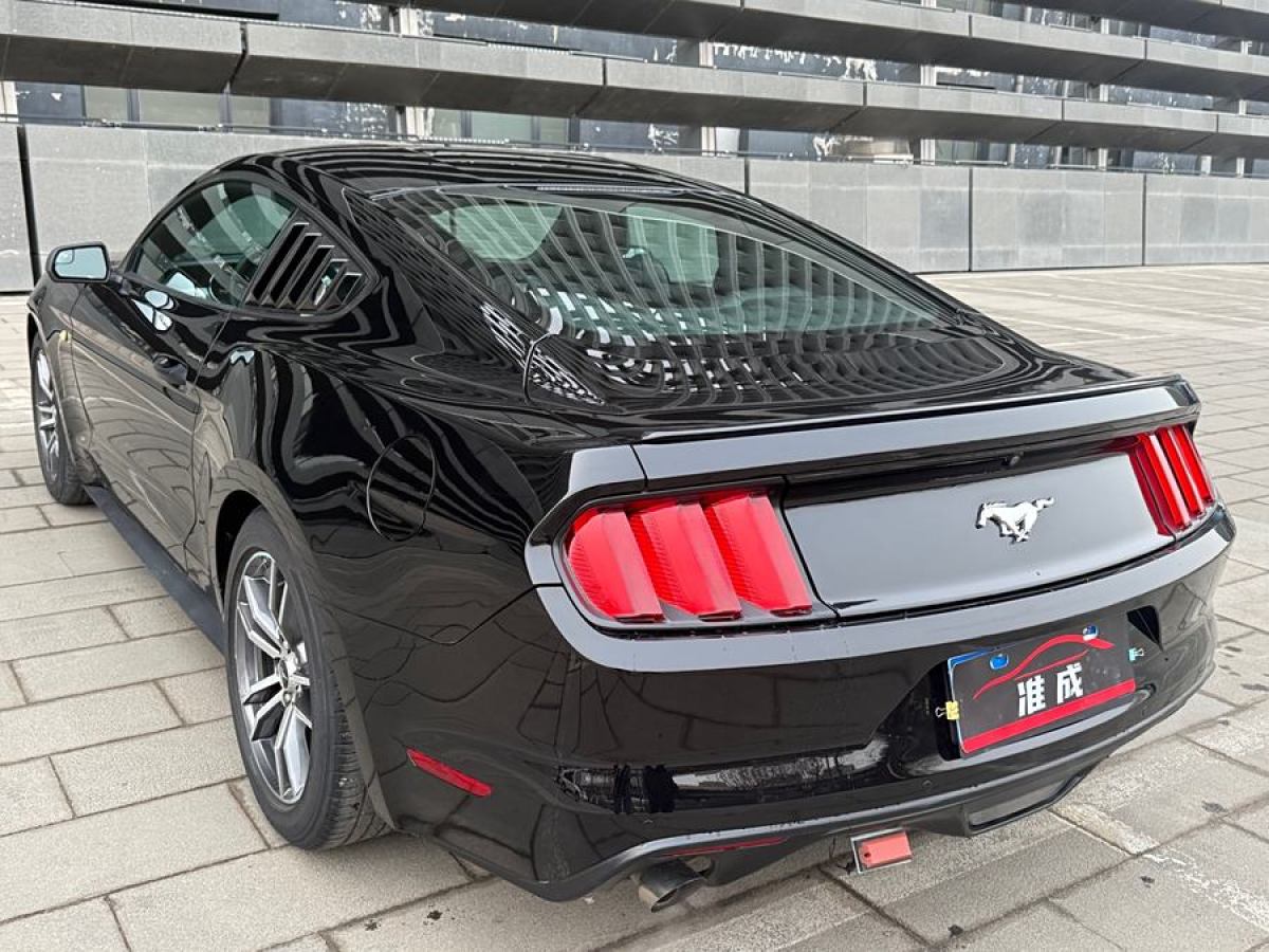 2019年5月福特 Mustang  2016款 2.3T 性能版