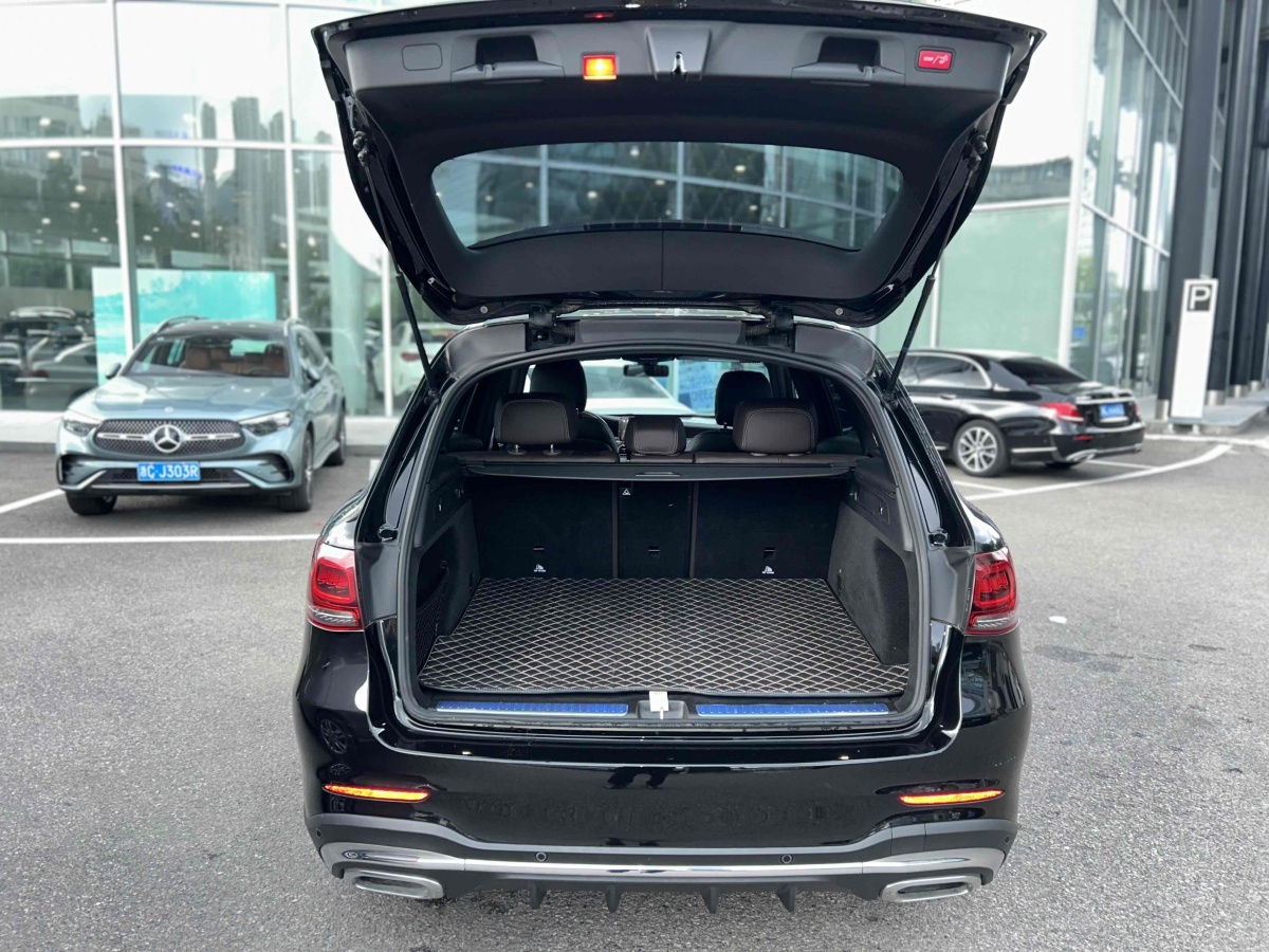 奔馳 奔馳GLC  2018款 改款 GLC 260 4MATIC 豪華型圖片