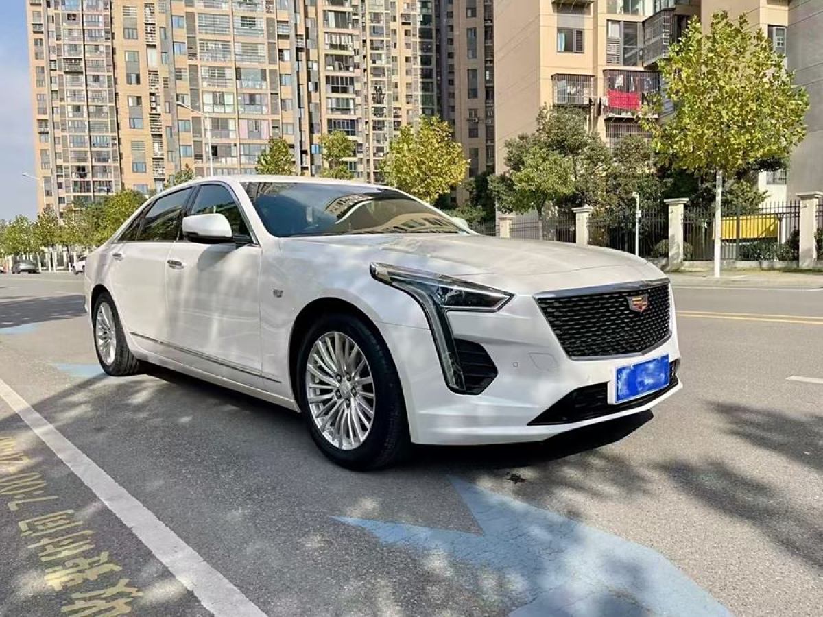 凱迪拉克 CT6  2019款 28T 時(shí)尚型圖片