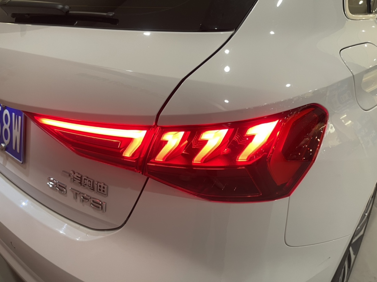 奧迪 奧迪A3  2021款 Sportback 35 TFSI 進(jìn)取致雅型圖片