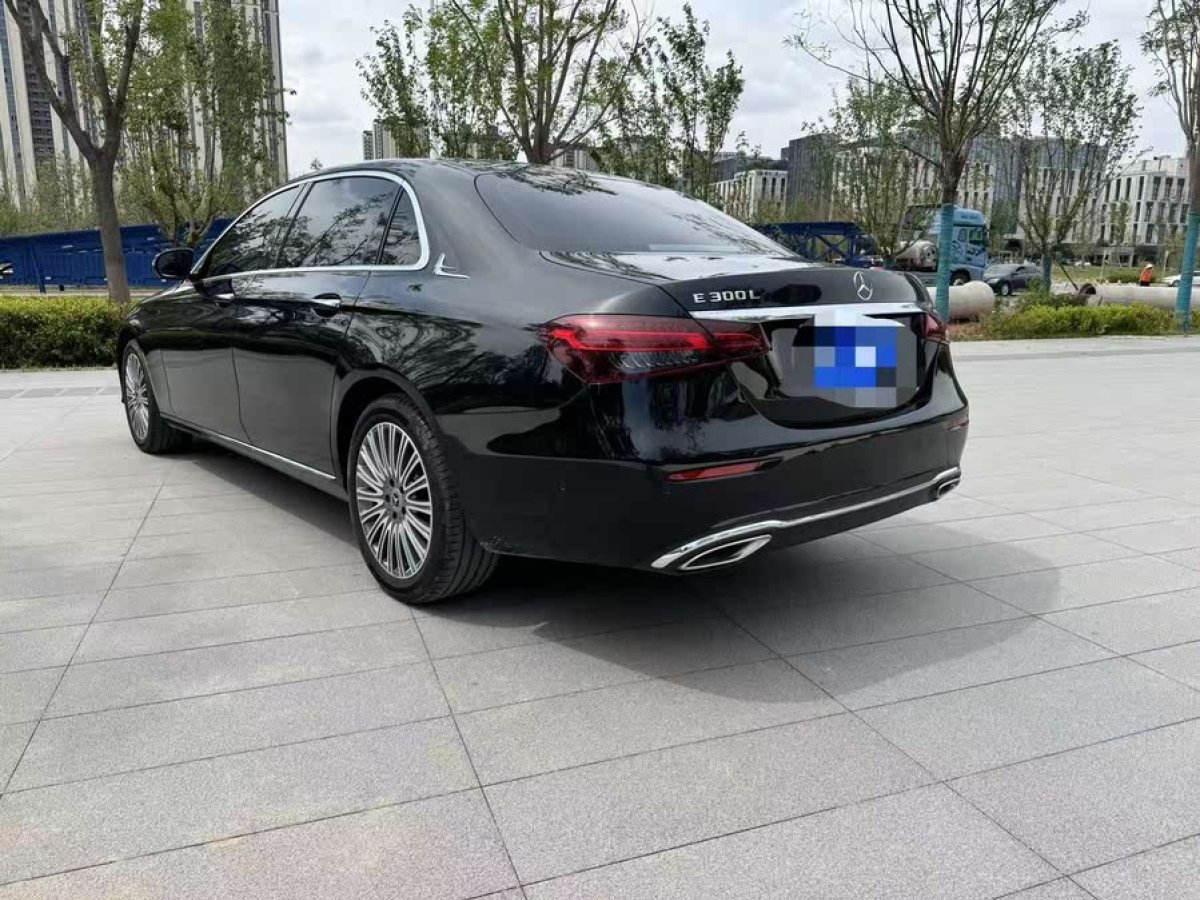 奔馳 奔馳E級  2021款 改款 E 300 L 豪華型圖片