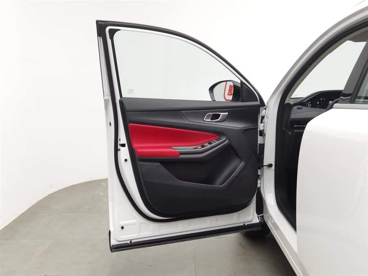 長(zhǎng)安 CS55 PLUS  2022款 第二代 1.5T DCT尊貴型圖片
