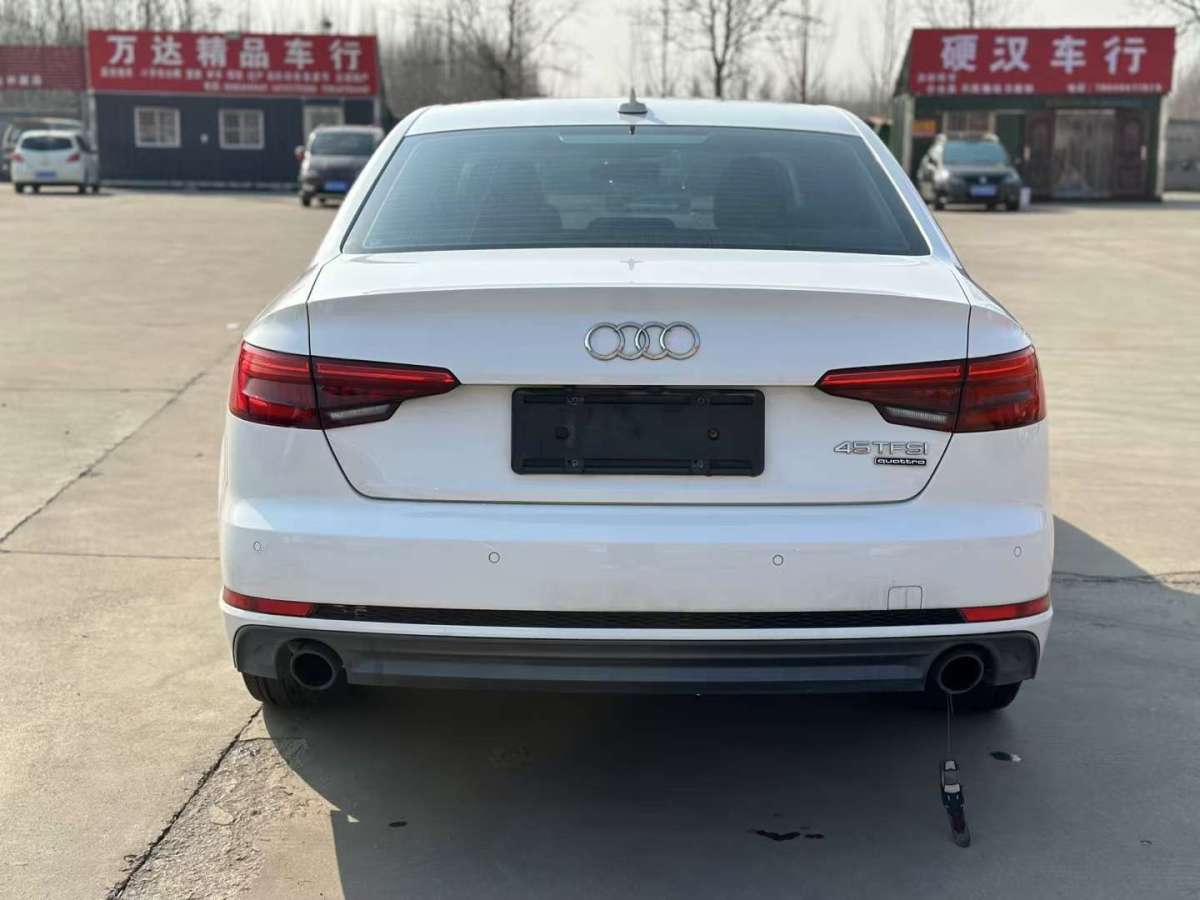 奧迪 奧迪A4L  2017款 40 TFSI 運(yùn)動(dòng)型圖片