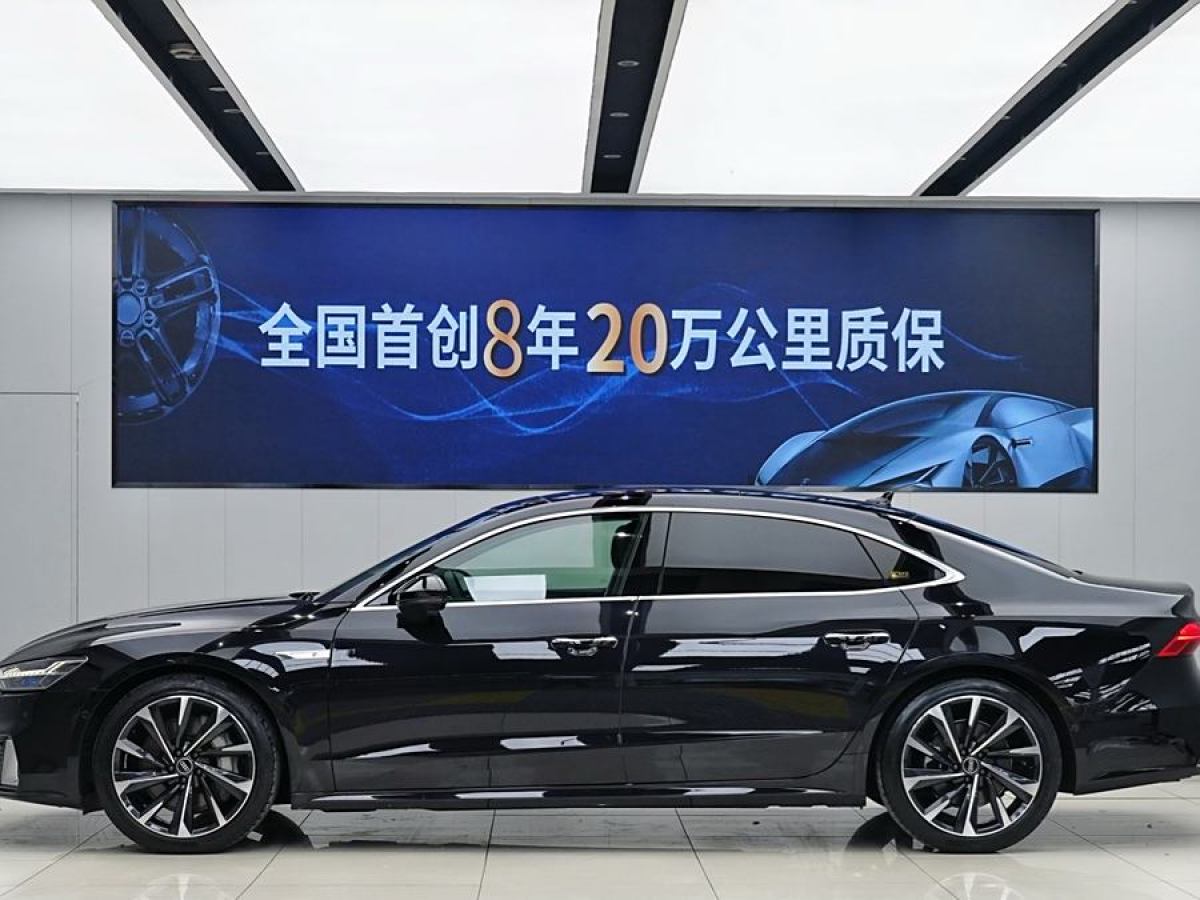 2022年2月奧迪 奧迪A7L  2024款 55TFSI quattro S-line 境遠型 流晶套裝