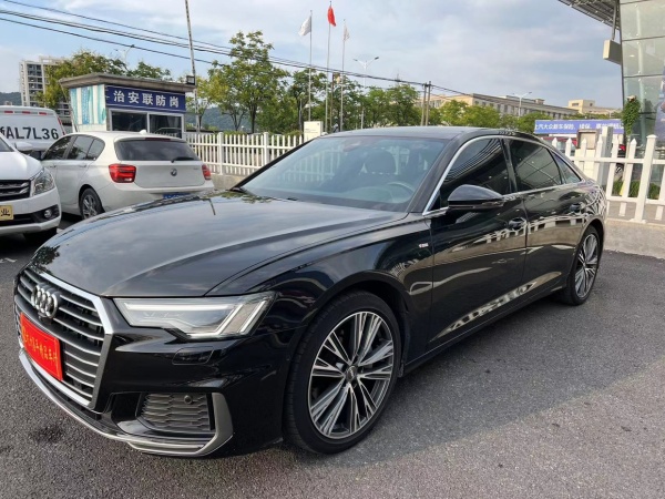 奥迪 奥迪A6L  2021款 45 TFSI 臻选动感型