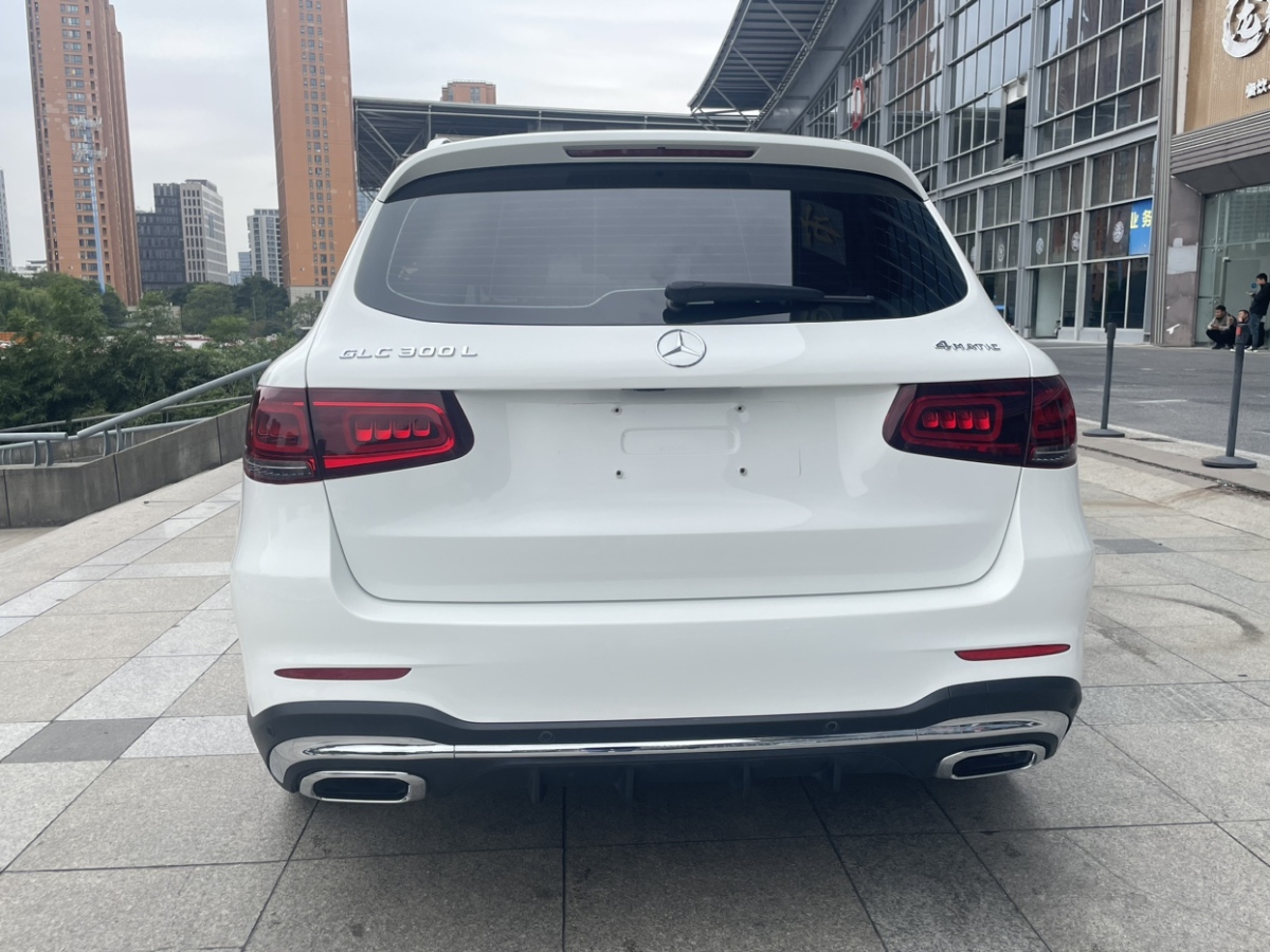 2021年1月奔驰 奔驰GLC  2020款 GLC 300 L 4MATIC 动感型