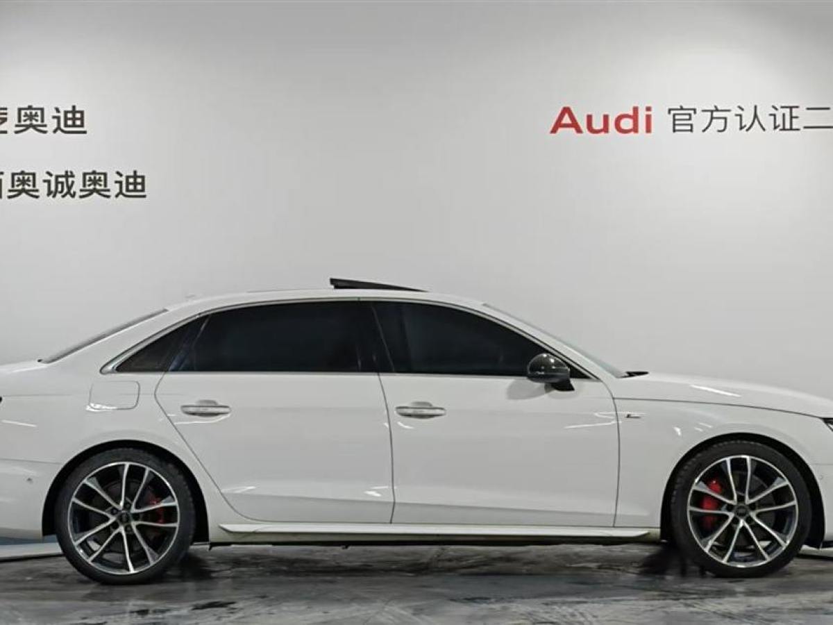 奧迪 奧迪A4L  2022款 45 TFSI quattro 臻選動感型圖片