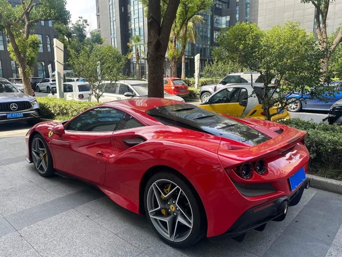 法拉利 F8 Tributo  2019款  3.9T V8圖片