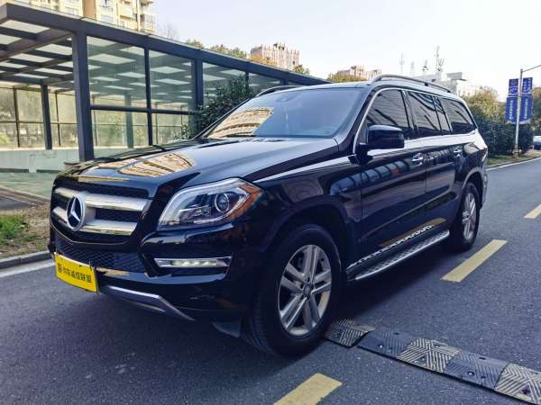 奔驰 奔驰GL级  2016款 GL450 4MATIC 3.0T 美规版