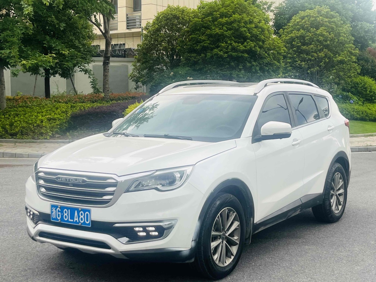 捷途 X70S  2019款 1.5T 手動(dòng)探途版圖片