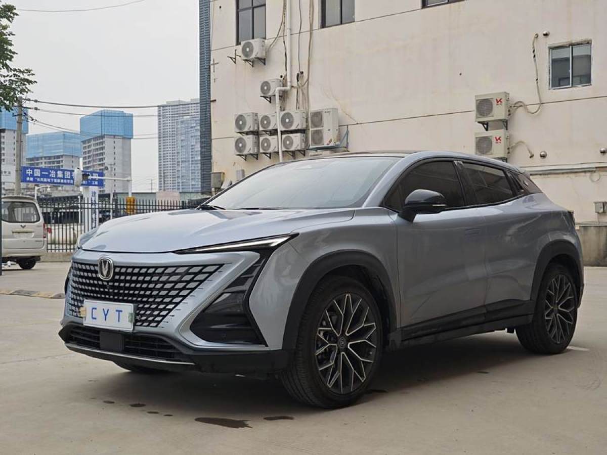 長(zhǎng)安 UNI-T  2022款 1.5T 尊貴型圖片