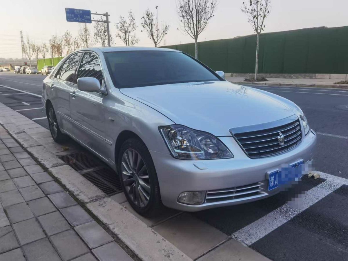 豐田 皇冠  2005款 2.5L Royal圖片