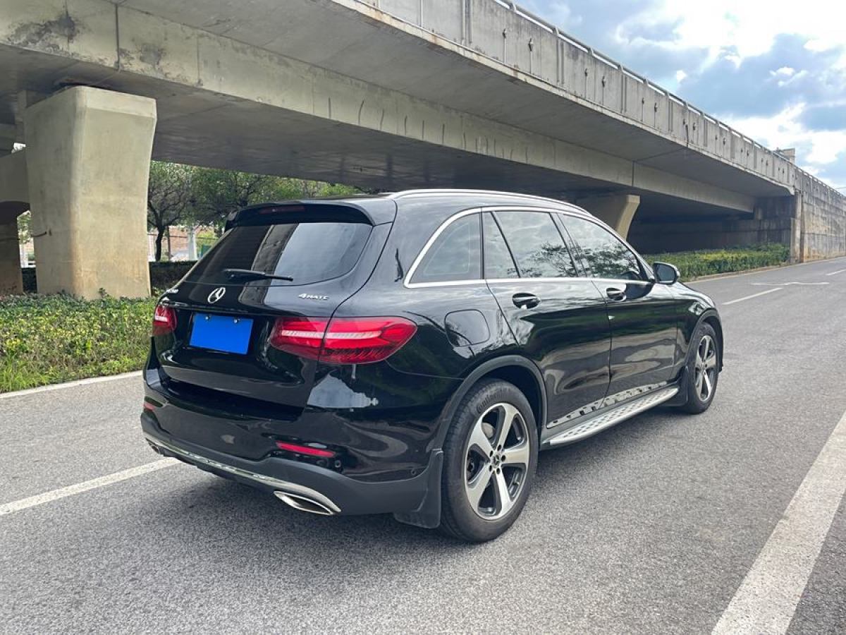 奔馳 奔馳GLC  2017款 GLC 260 4MATIC 豪華型圖片