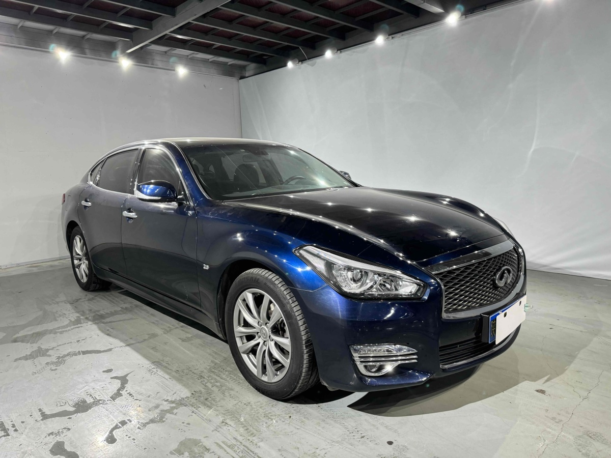 2019年1月英菲尼迪 Q70  2017款 Q70L 2.5L 精英版