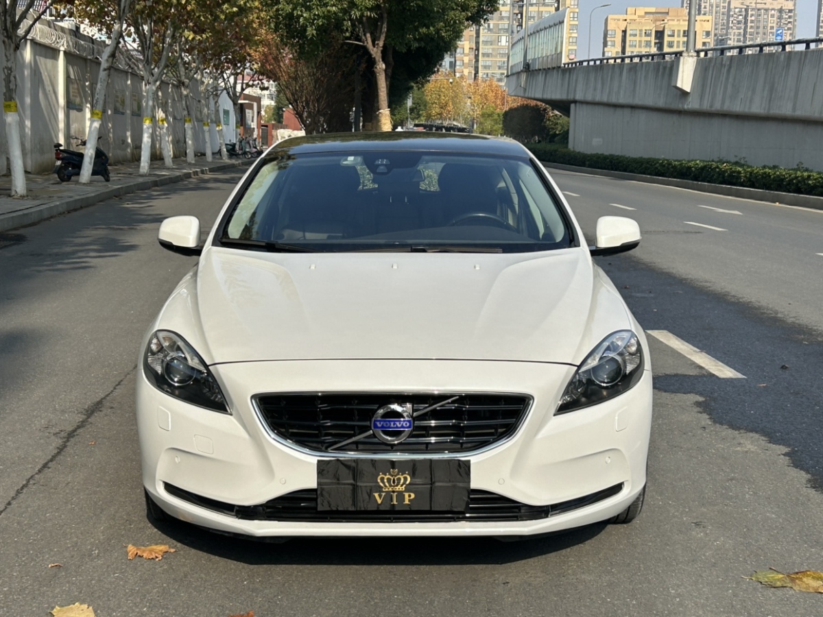 沃爾沃 V40  2015款 1.6T 智雅版圖片