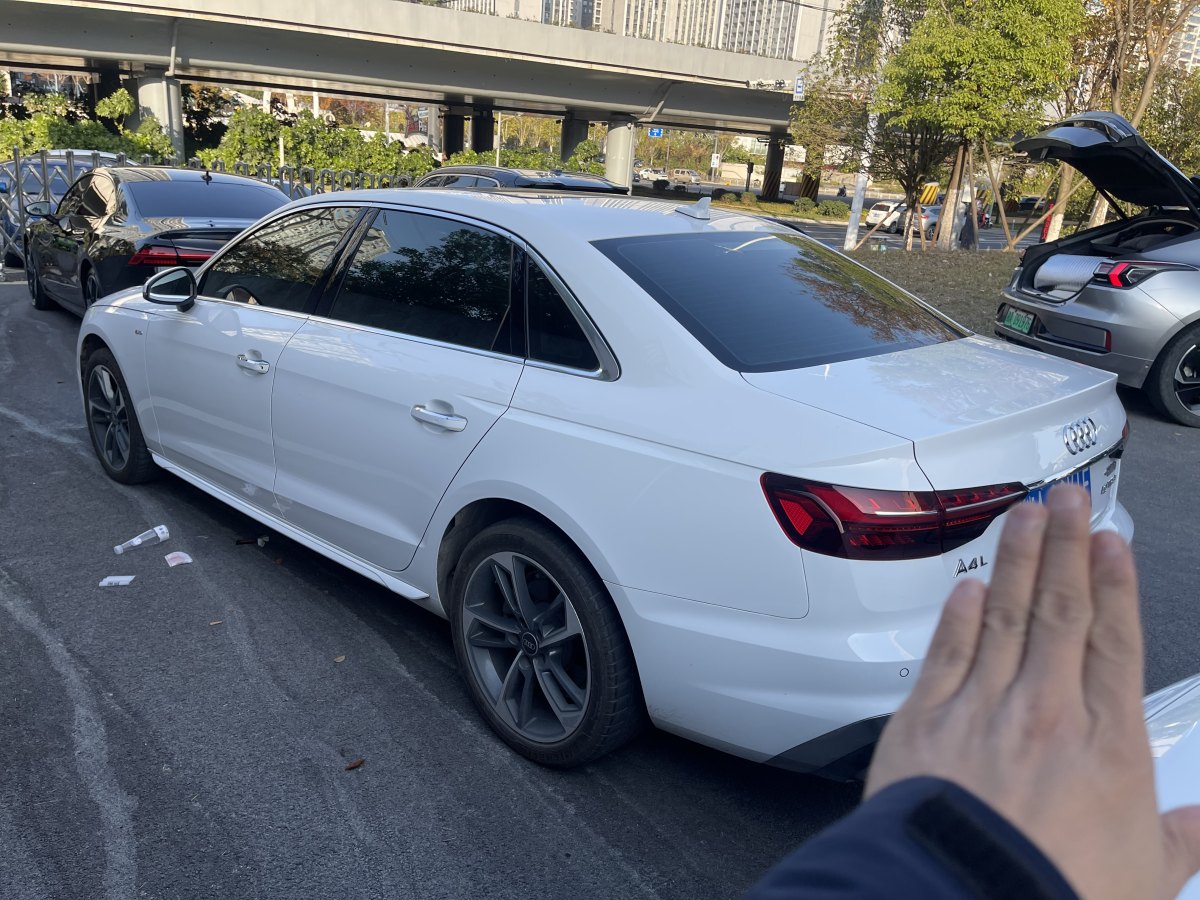 奧迪 奧迪A4L  2022款 40 TFSI 時尚動感型圖片