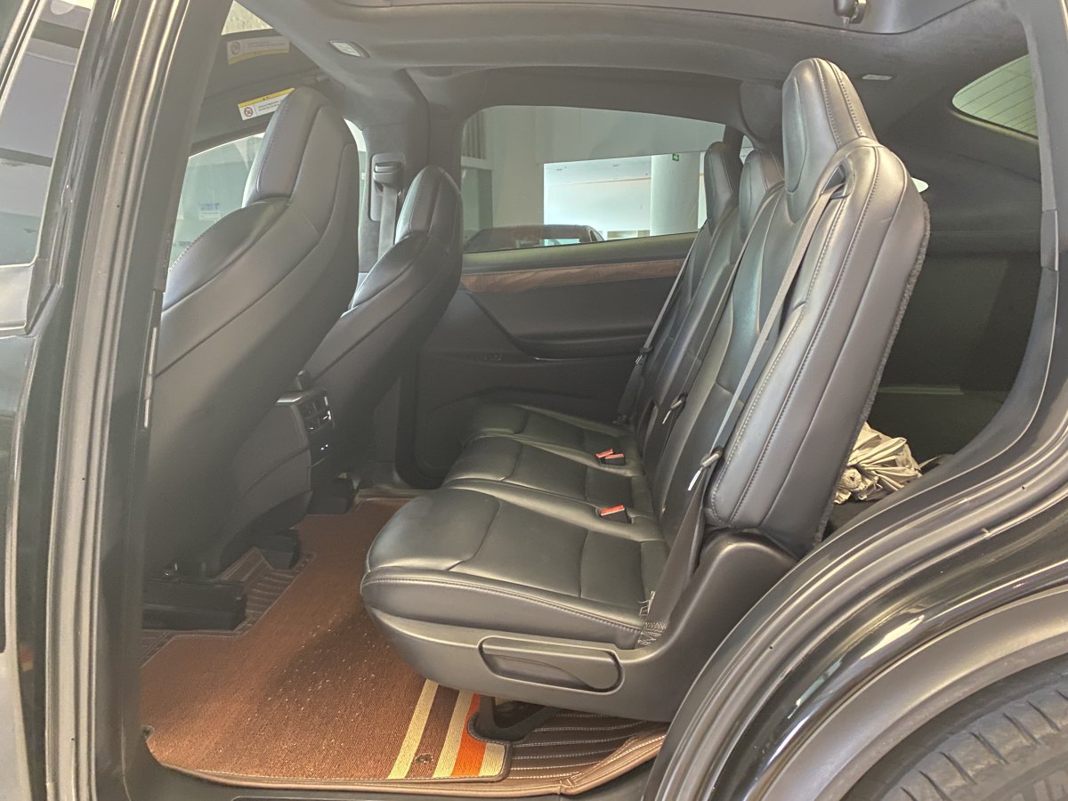 特斯拉 Model X  2019款 長(zhǎng)續(xù)航版圖片