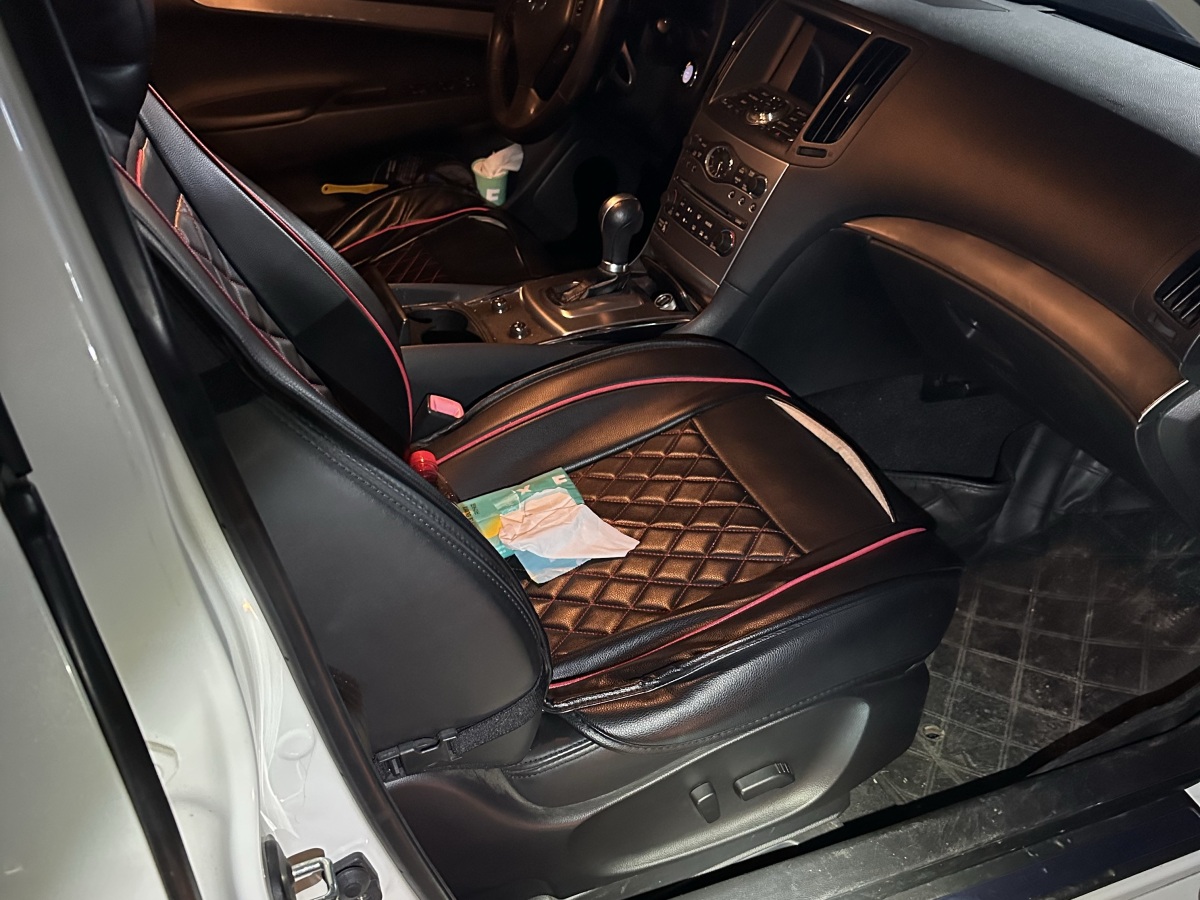 2012年8月英菲尼迪 G系  2010款 G25 Sedan 豪华运动版