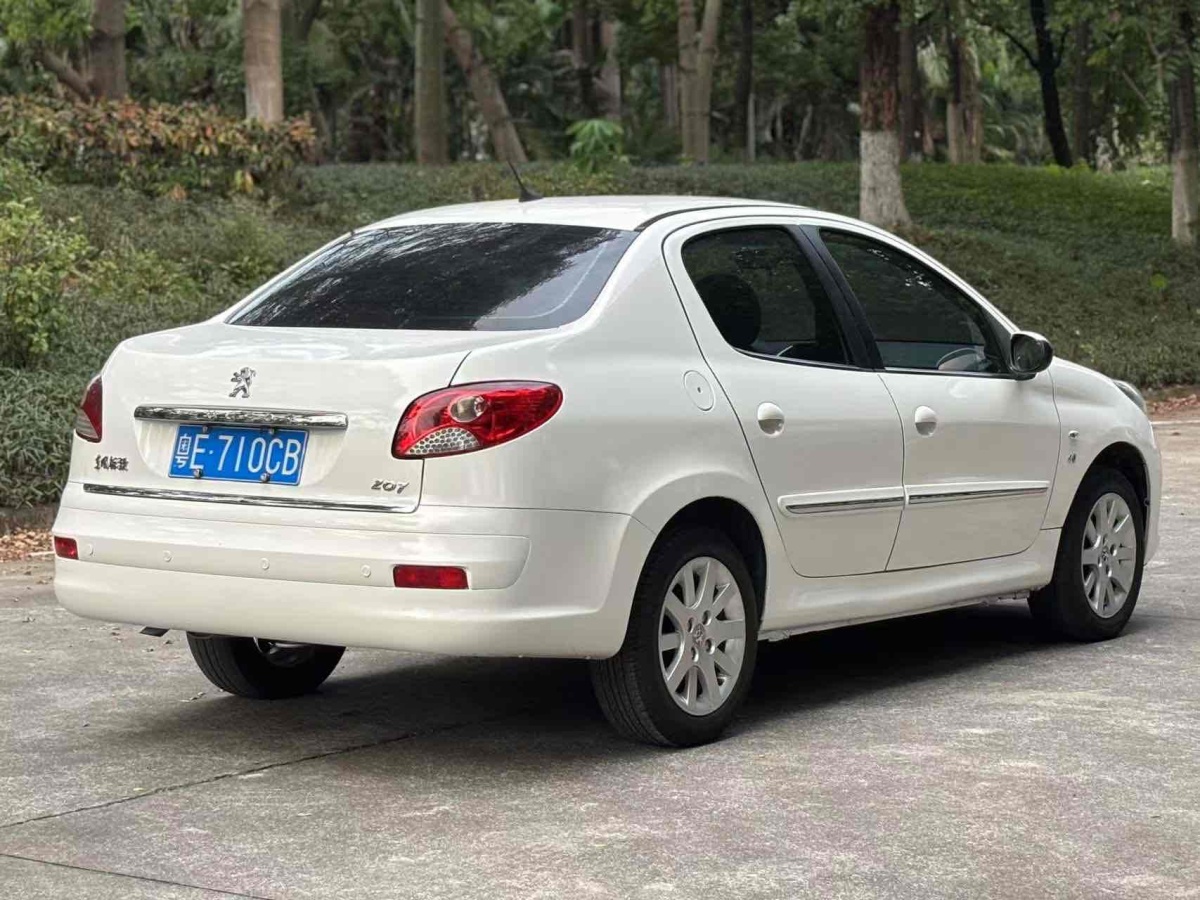 標(biāo)致 207  2009款 三廂 1.6L 自動(dòng)品樂(lè)版圖片