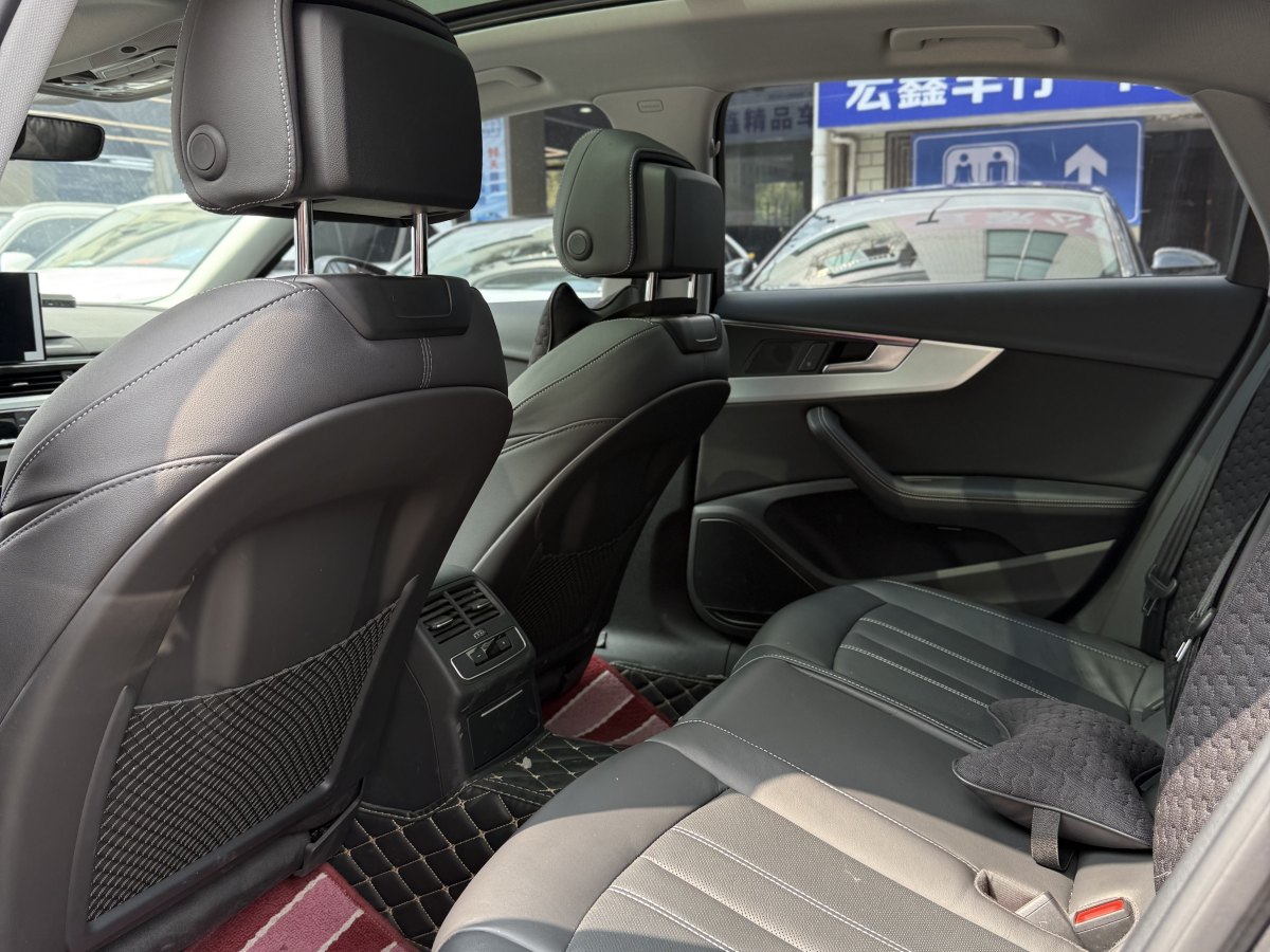 奧迪 奧迪A4L  2022款 40 TFSI 豪華動感型圖片