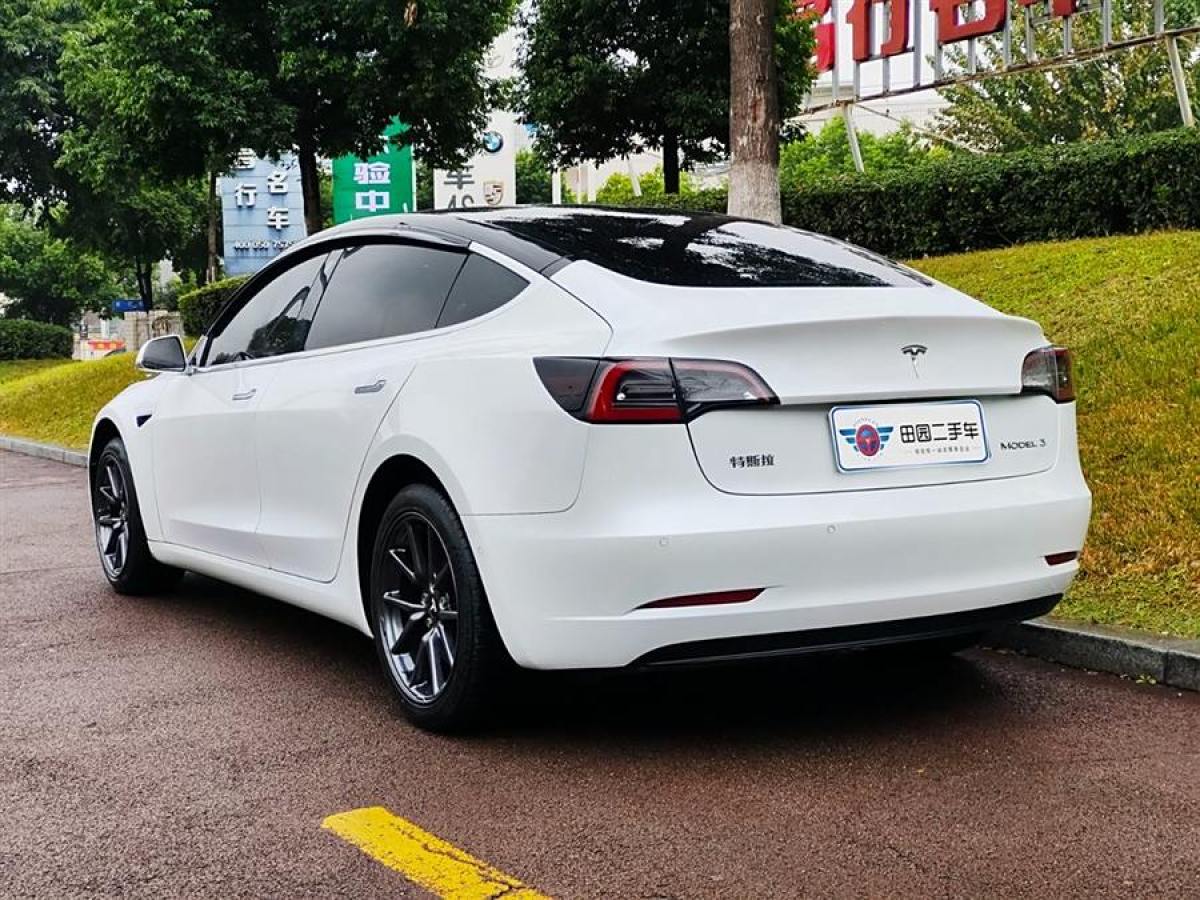 特斯拉 Model 3  2020款 改款 標(biāo)準(zhǔn)續(xù)航后驅(qū)升級版圖片