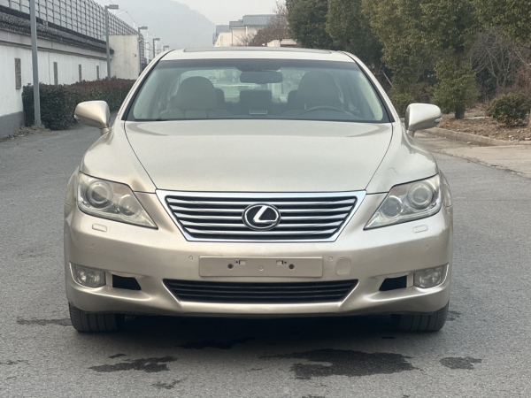 雷克萨斯 LS  2010款 LS460L 加长版