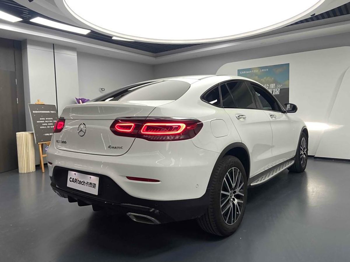 奔馳 奔馳GLC  2022款 改款 GLC 300 4MATIC 轎跑SUV圖片