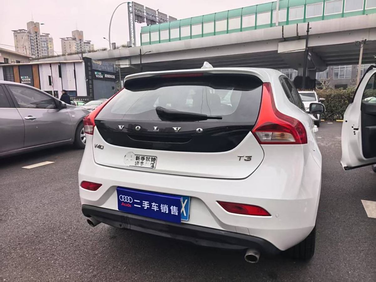 沃爾沃 V40  2018款 T3 智逸版圖片